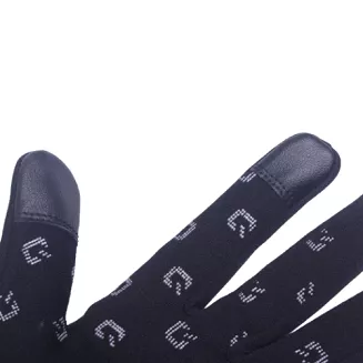 Materiał touch screen na palcu wskazującym i kciuku, umożliwiający korzystanie z telefonu bez zdejmowania rękawic.