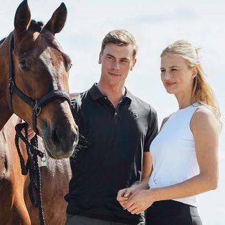 Top jeździecki, bez rękawów.