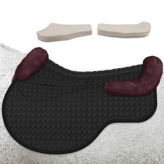 Czaprak korekcyjny skokowy MATTES EUROFIT z futrem medycznym, czarna bawełna, futro blackberry