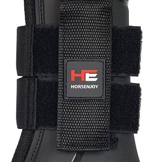 Połączenie rzepa oraz mocnej gumy ułatwia stabilne dopięcie ochraniacza.