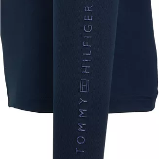 lewy rękaw ozdobiony sylikonowym logo TOMMY HILFIGER.