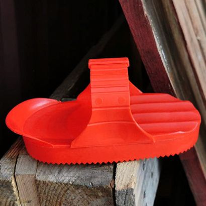 Oval plastic curry comb NOWAK CENTER