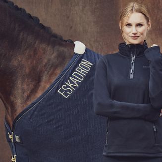 Derka polarowa ESKADRON Fleece Stamped, Heritage  / 111255262