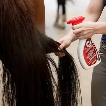 Odżywka rozplątująca do grzywy i ogona LEOVET 5-Star Detangler, 550ml
