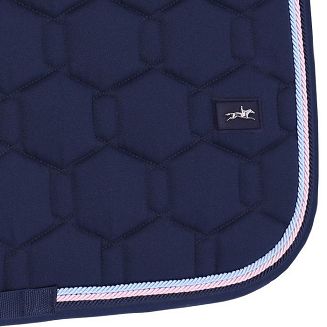 Elegancki wygląd podkreślają trzy ozdobne sznurki oraz subtelne, metalowe logo z motywem konia