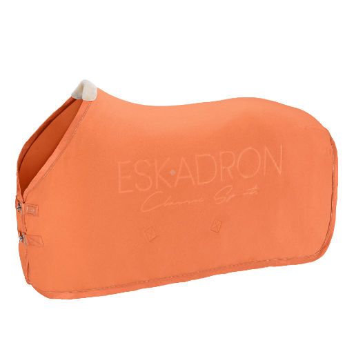 Derka polarowa ESKADRON FLEECE STAMP, Classic Sports, Wiosna - Lato 2022 - kolor pomarańczowy - soft peach