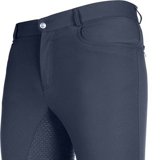 Dwie klasyczne, wsuwane kieszenie z przodu.