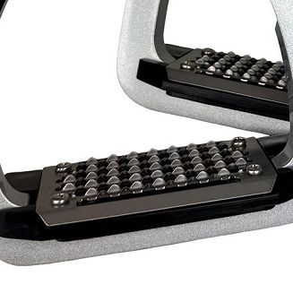 wypustki na stopce gwarantują pewną przyczepność i stabilność w każdej sytuacji