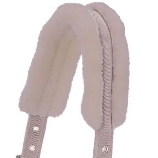 Pasek potyliczny oraz paski policzkowe podszyte sztucznym futerkiem