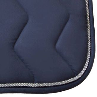 Obszyty ozdobnym, szarym sznurkiem.