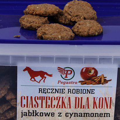 Horse cookies PEGASTRO - apple with cinnamon1,2 kg