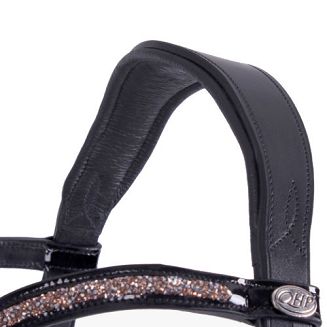 miękko podszyty nachrapnik i pasek potyliczny