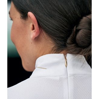 zapinana z tyłu na zamek