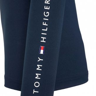 z przodu po lewej stronie gumowe logo TOMMY HILFIGER