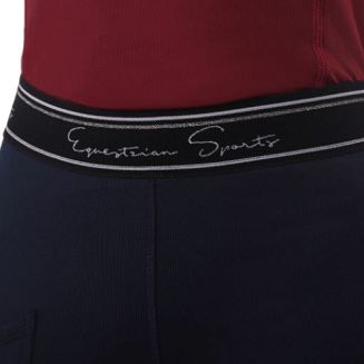 szeroki 6 cm gumowy pas ozdobiony napisem oraz kontrastowymi paskami, doskonale modeluje sylwetkę