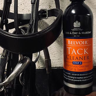 Specjalna antygrzybiczna formuła, pomaga w zapobieganiu narastaniu pleśni oraz tworzeniu się grzybów.