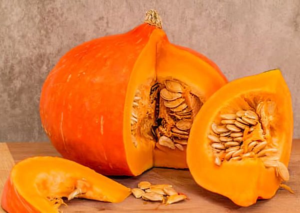 DYNIA. Źródło witamin, działanie przeciwpasożytnicze i ochrona przed owadami